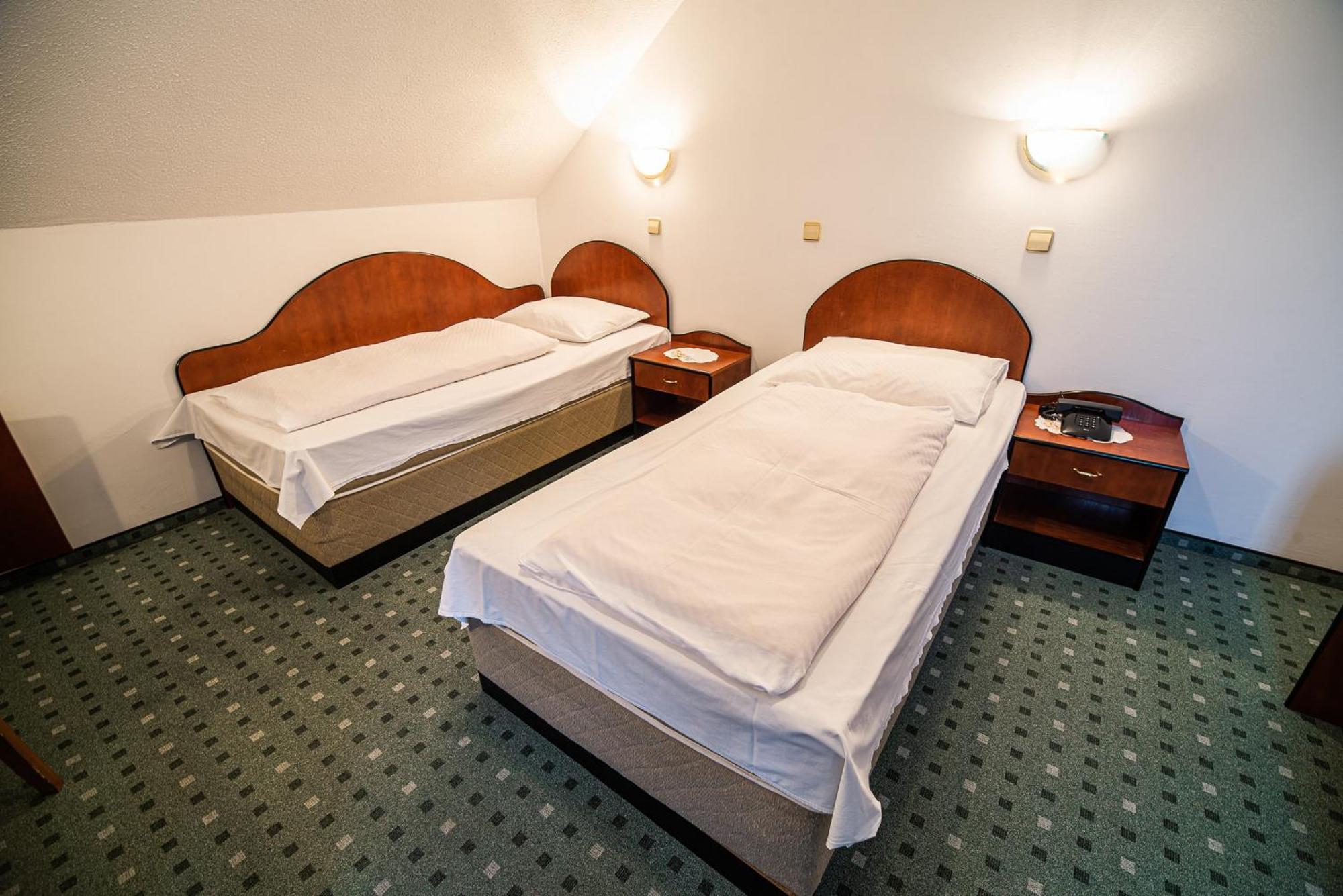 Guesthouse Leski Dvor Lesce  Chambre photo