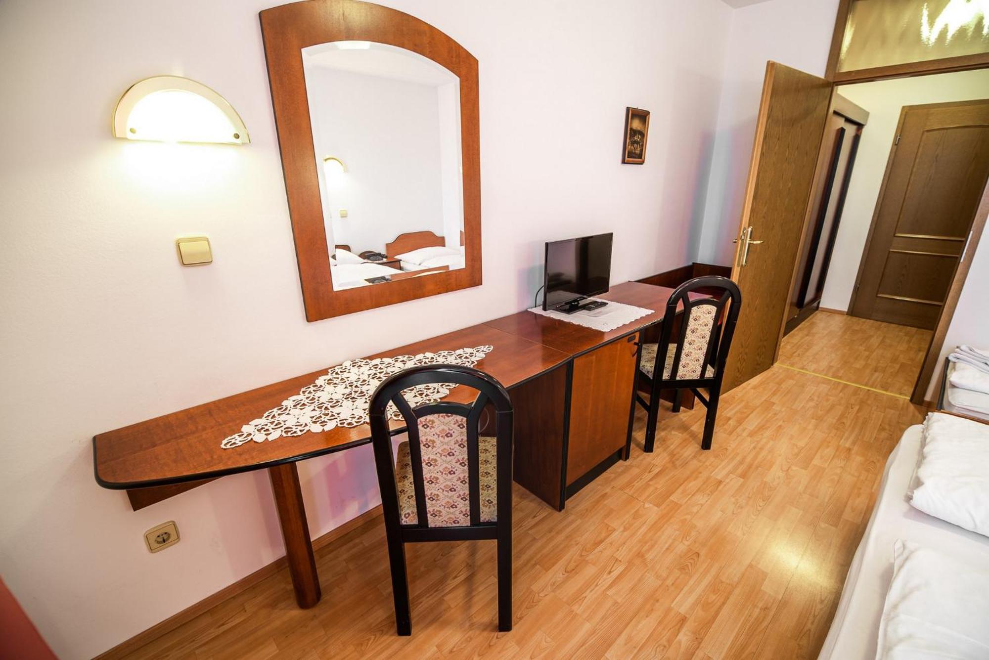 Guesthouse Leski Dvor Lesce  Chambre photo